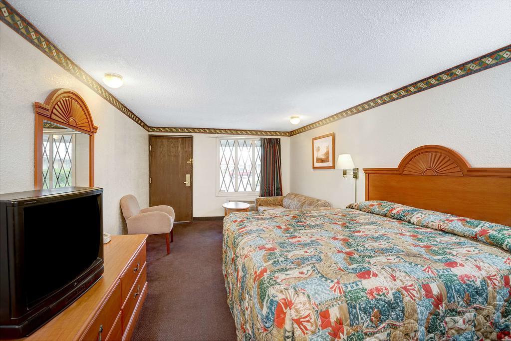 Express Inn 인디애나폴리스 외부 사진